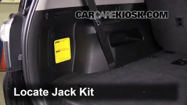 2015 Toyota 4Runner SR5 4.0L V6 Levantar auto Usar el gato para levantar el auto